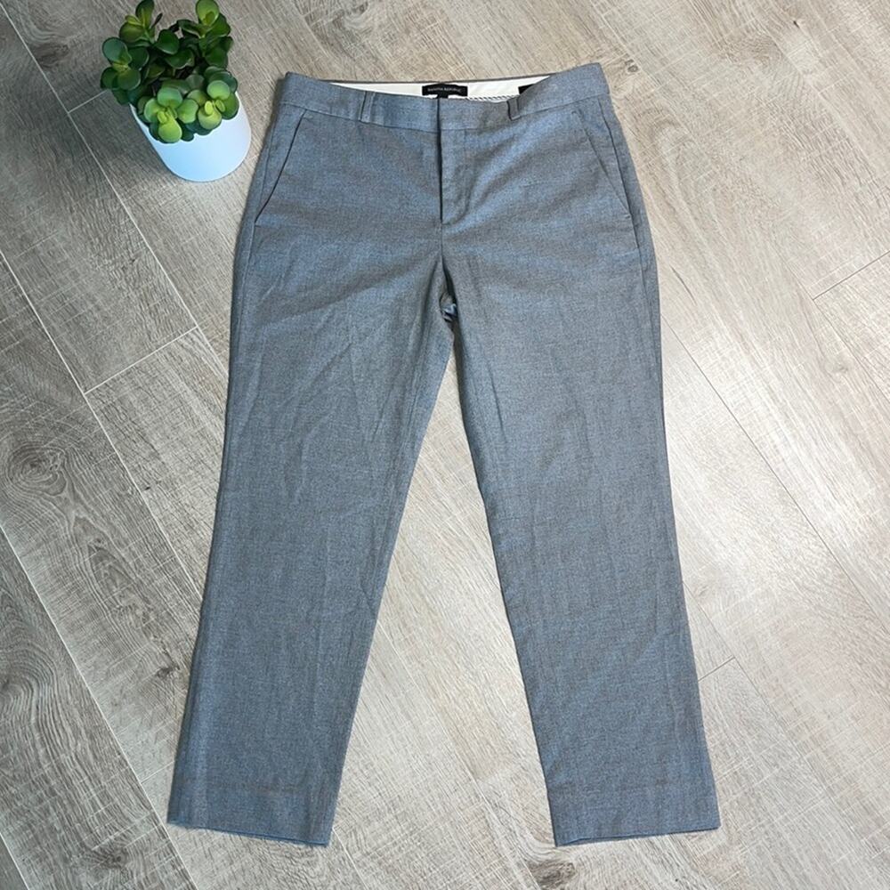 BANANA REPUBLIC Gray Flat Front Trousers Dress Pants Women’s Size 6